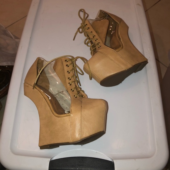 Platforms - Picture 2 of 3